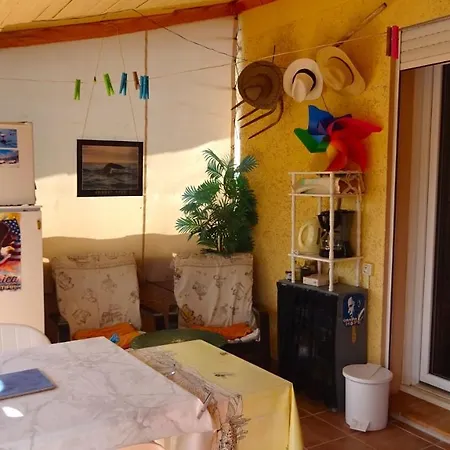 Bed & Breakfast très belle chambre avec terrasse abritée