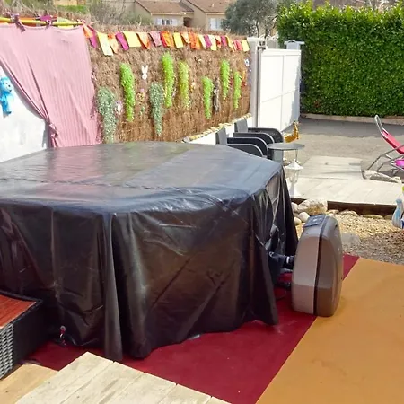 Tres Belle Chambre Avec Terrasse Abritee * Gréoux-les-Bains